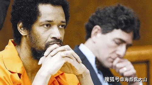 21天13起连环狙杀FBI倾巢出动开元棋牌网站幽灵枪手血洗华盛顿！(图4)